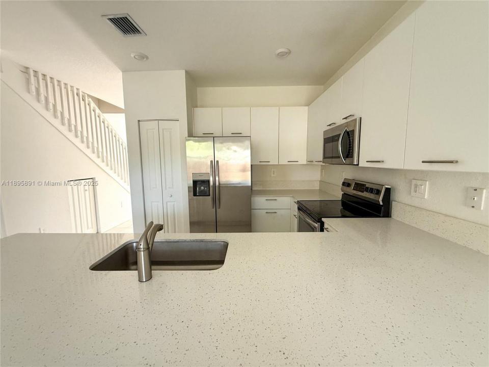 12445 NW 23rd Ct, Miami, Floride 33167, États-Unis