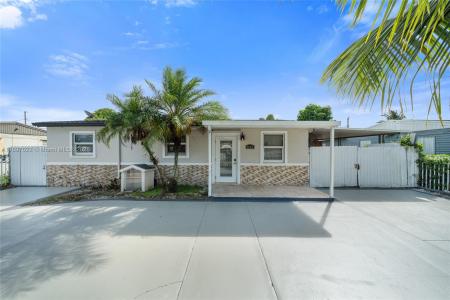 845 NW 2nd St, Florida City, Florida 33034, USA