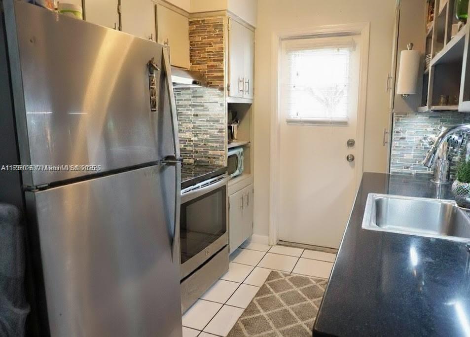 6565 Santona St B5, Coral Gables, Floride 33146, États-Unis