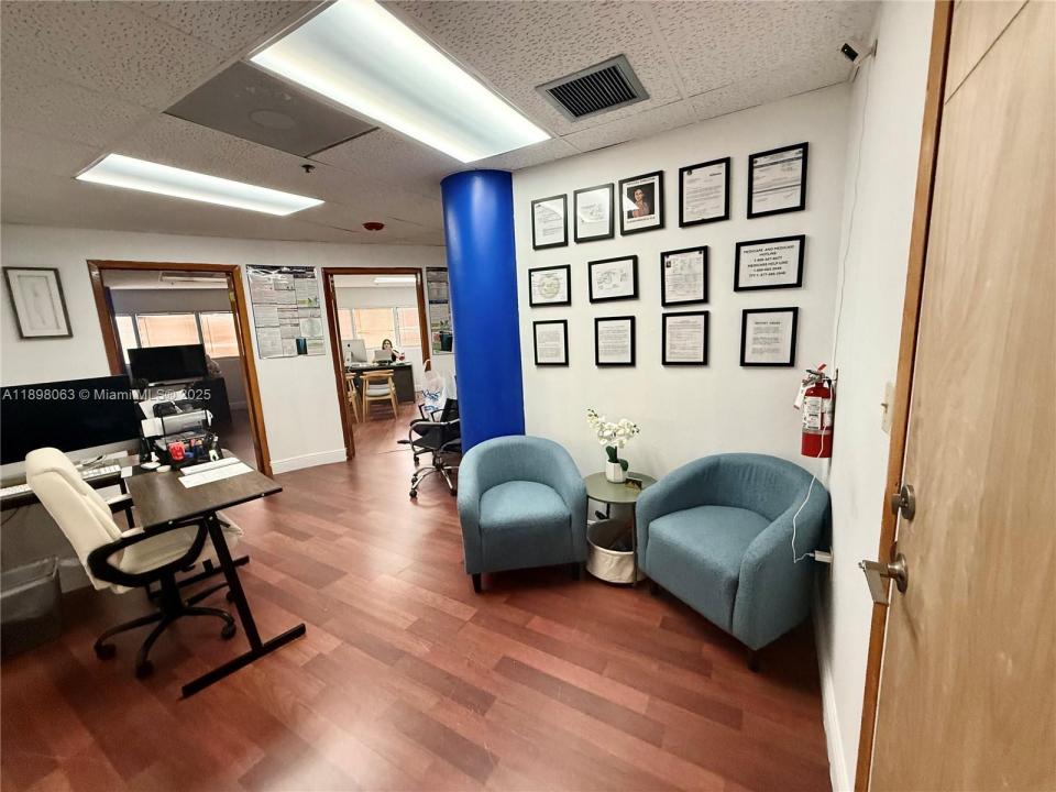 9600 NW 25th St 4F, Doral, Florida 33172, Estados Unidos