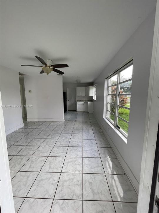 5751 SW 38th Ct, Davie, Florida 33314, USA