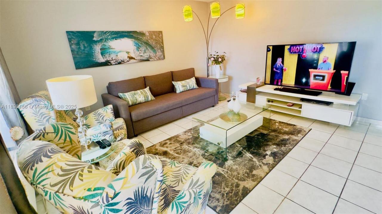 16901 NE 13th Ave 309, Miami, פלורידה 33162, ארצות הברית של אמריקה