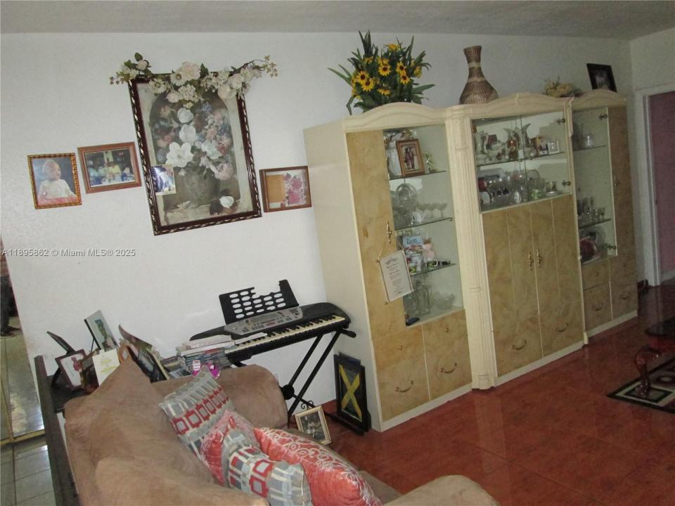 3346 NW 23rd Ct, Lauderdale Lakes, Florida 33311, Estados Unidos