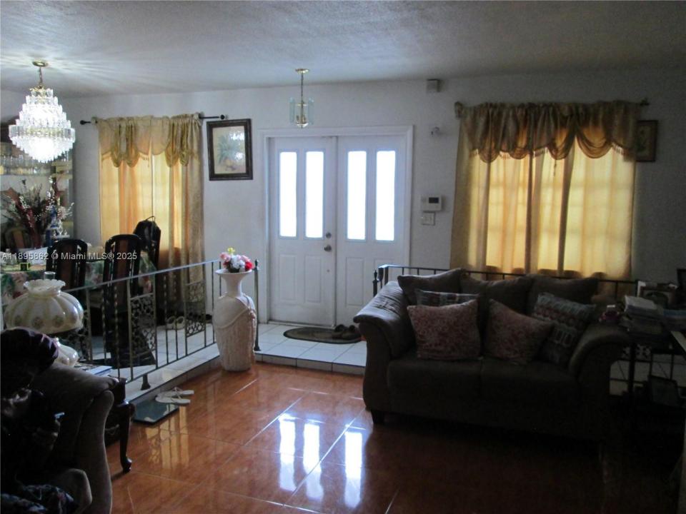 3346 NW 23rd Ct, Lauderdale Lakes, Florida 33311, Estados Unidos