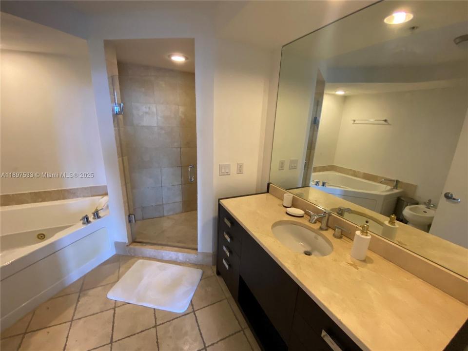 18201 Collins Ave 708, Sunny Isles Beach, فلوريدا 33160, الولايات المتحدة