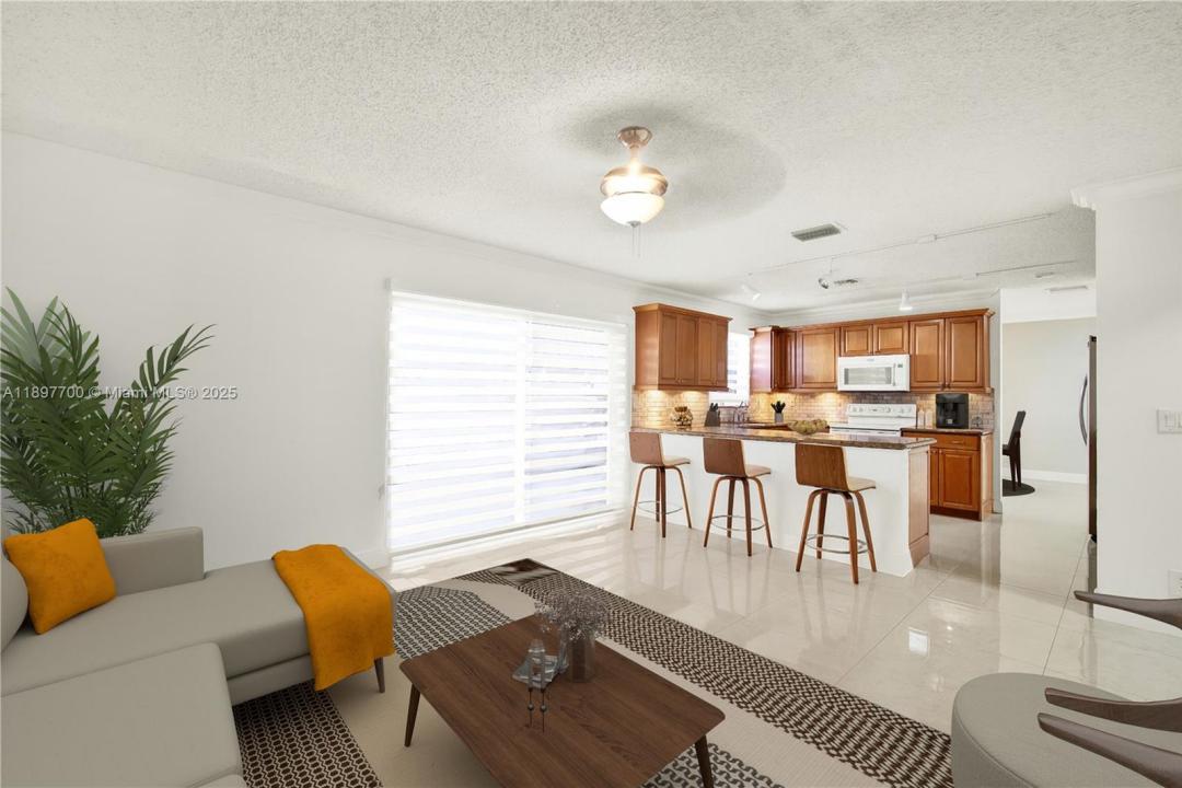 9602 NW 8th Cir, Plantation, Florida 33324, Estados Unidos