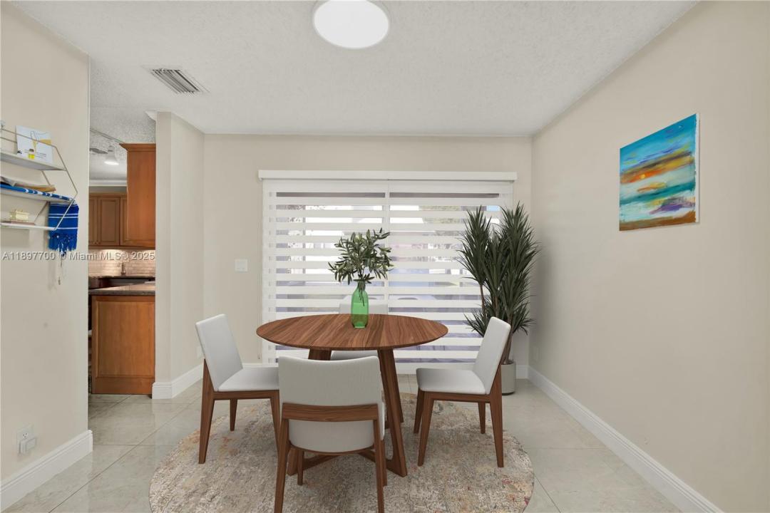 9602 NW 8th Cir, Plantation, Florida 33324, Estados Unidos