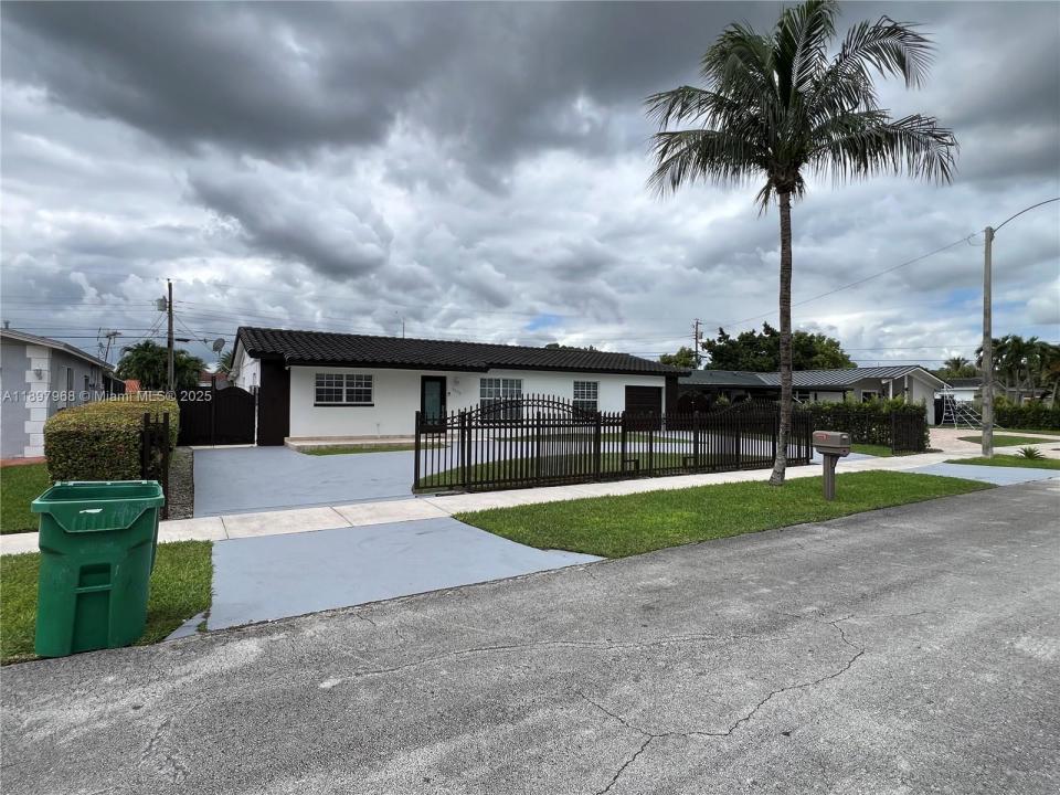 3530 SW 126th Ave, Miami, Florida 33175