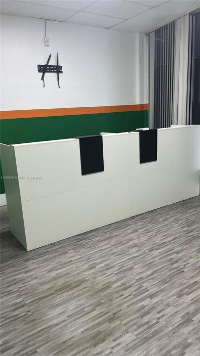 5 PALM PLAZA Suite #5, Homestead, Floryda 33030, USA