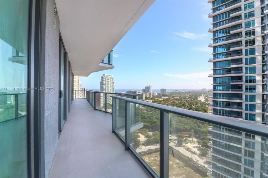 1300 S miami 2706, Miami, Florida 33130, Stati Uniti