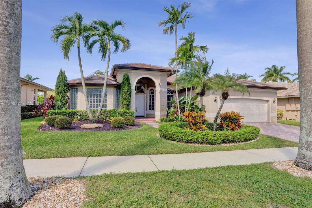 2553 Jardin Mnr, Weston, Florida 33327, Stati Uniti