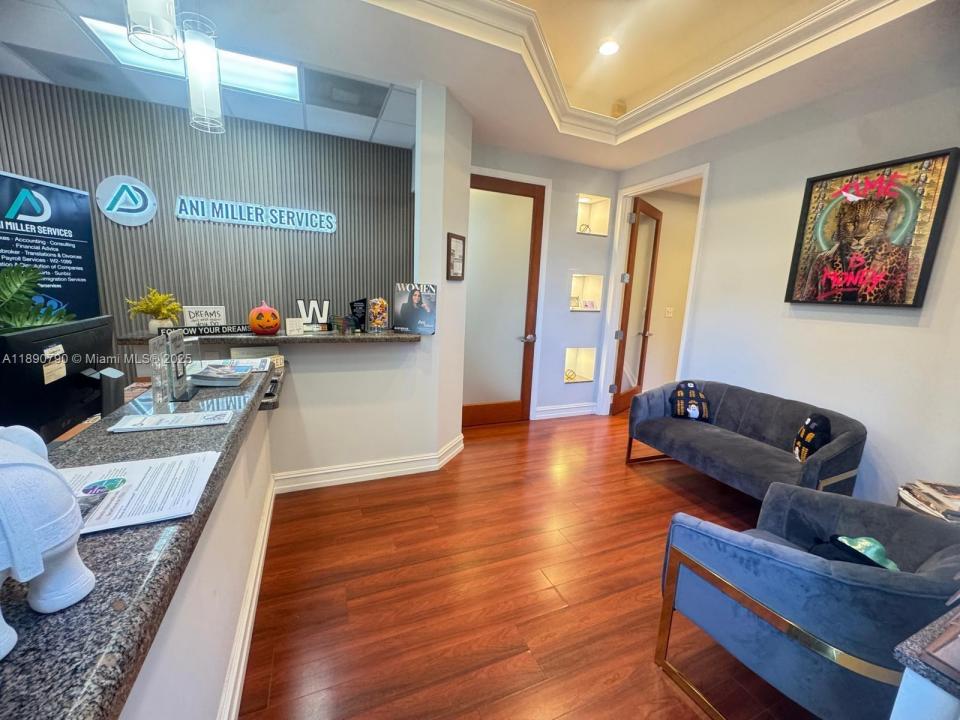 9710 Stirling Rd 104A-105A, Cooper City, Floride 33024, États-Unis