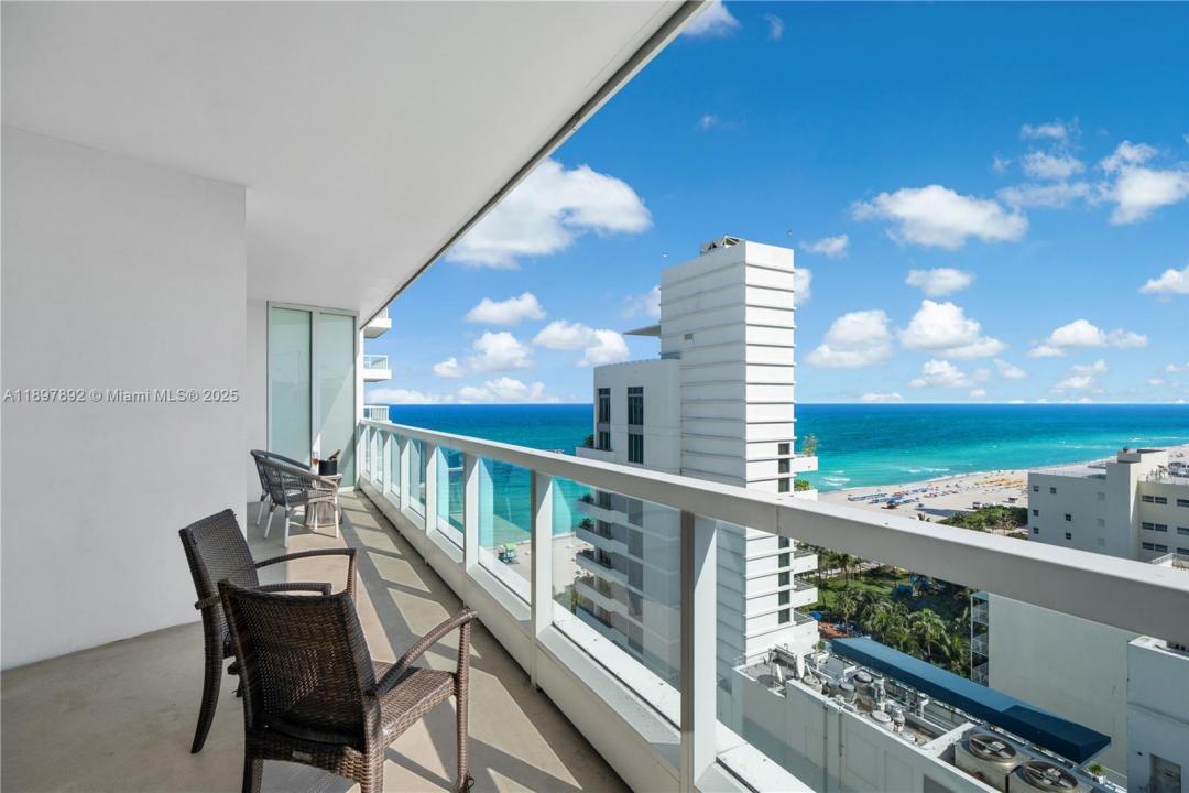 4391 Collins Ave 1619, Miami Beach, Florida 33140, USA