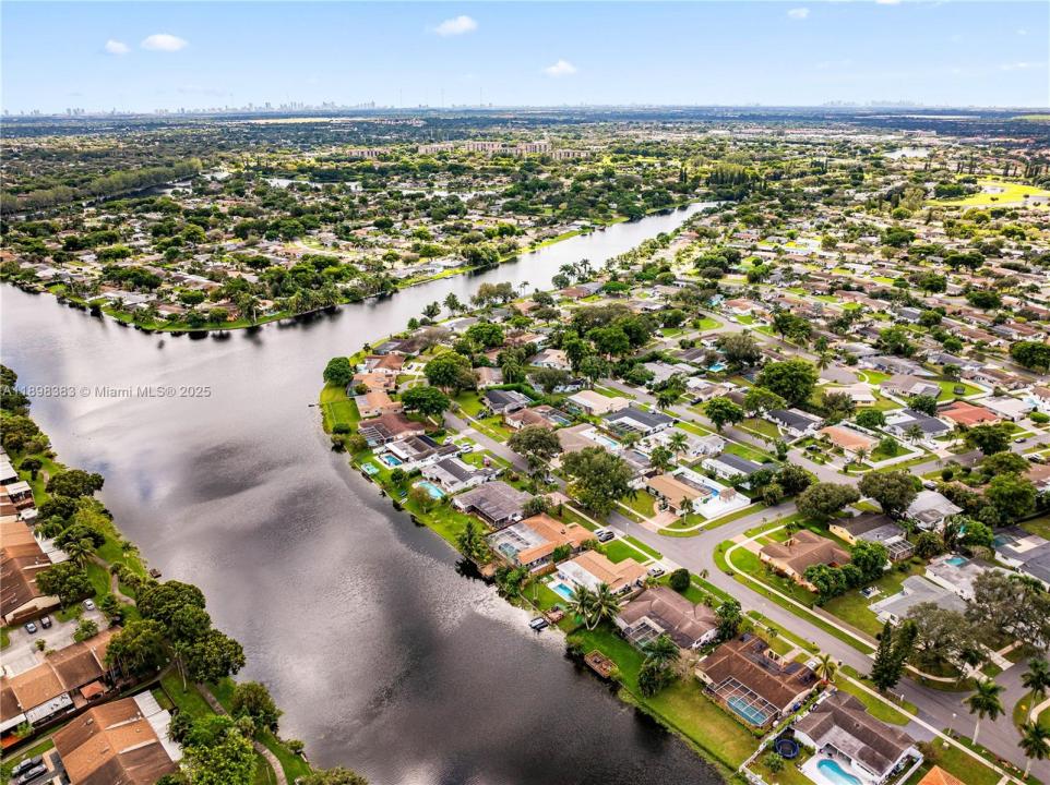 11041 NW 22nd St, Pembroke Pines, فلوريدا 33026, الولايات المتحدة