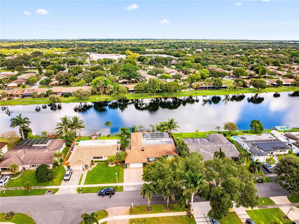 11041 NW 22nd St, Pembroke Pines, فلوريدا 33026, الولايات المتحدة