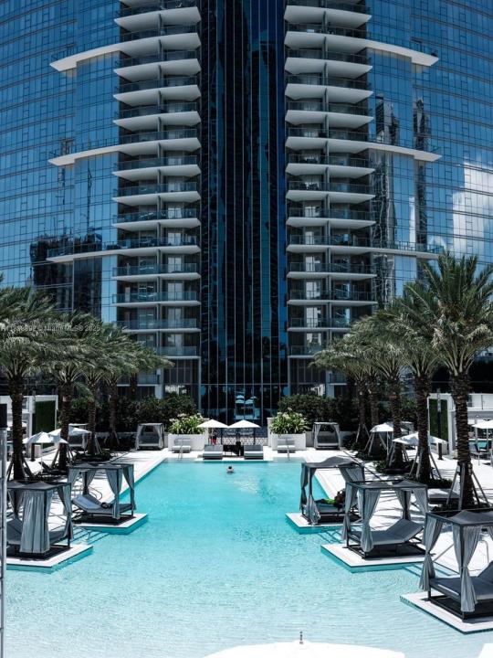 851 NE 1st Ave 4107, Miami, Florida 33132, Estados Unidos