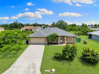3206 8th ST SW, Lehigh Acres, Florida 33976, USA