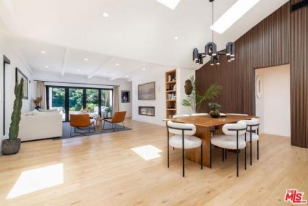 Bessemer Street, Valley Glen, Калифорния 91401, Соединенные Штаты