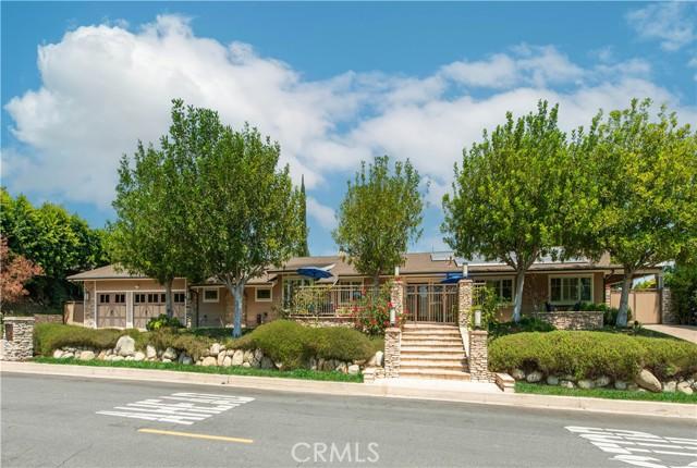 Knollwood Drive, Granada Hills, Kaliforniya 91344, Amerika Birleşik Devletleri