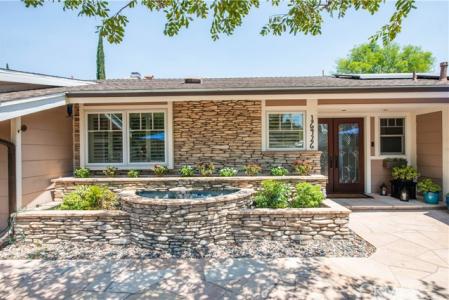 Knollwood Drive, Granada Hills, Kaliforniya 91344, Amerika Birleşik Devletleri