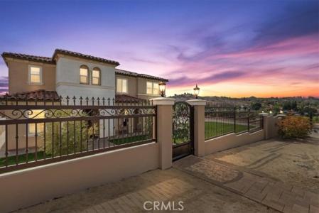 Ranchview Court, Riverside, Калифорния 92504, Соединенные Штаты