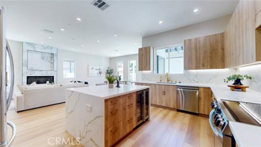 N Catalina Street, Burbank, California 91505