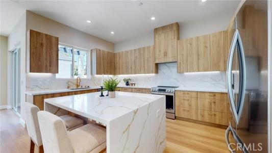 N Catalina Street, Burbank, California 91505