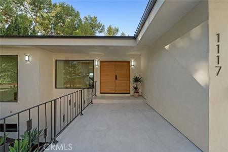 Oberlin Drive, Glendale, California 91205