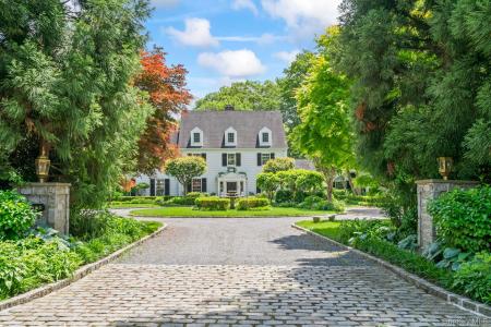 8 Stonegate Lane, Oyster Bay, Nova Iorque 11545, Estados Unidos