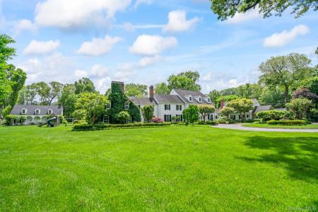 8 Stonegate Lane, Oyster Bay, Nova Iorque 11545, Estados Unidos