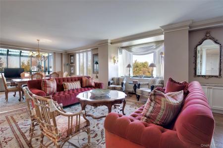 111 Cherry Valley Avenue, Hempstead, ニューヨーク 11530, アメリカ合衆国