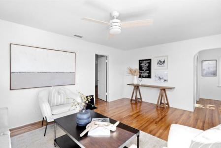 Grand Avenue, Carlsbad, Kalifornia 92008, USA