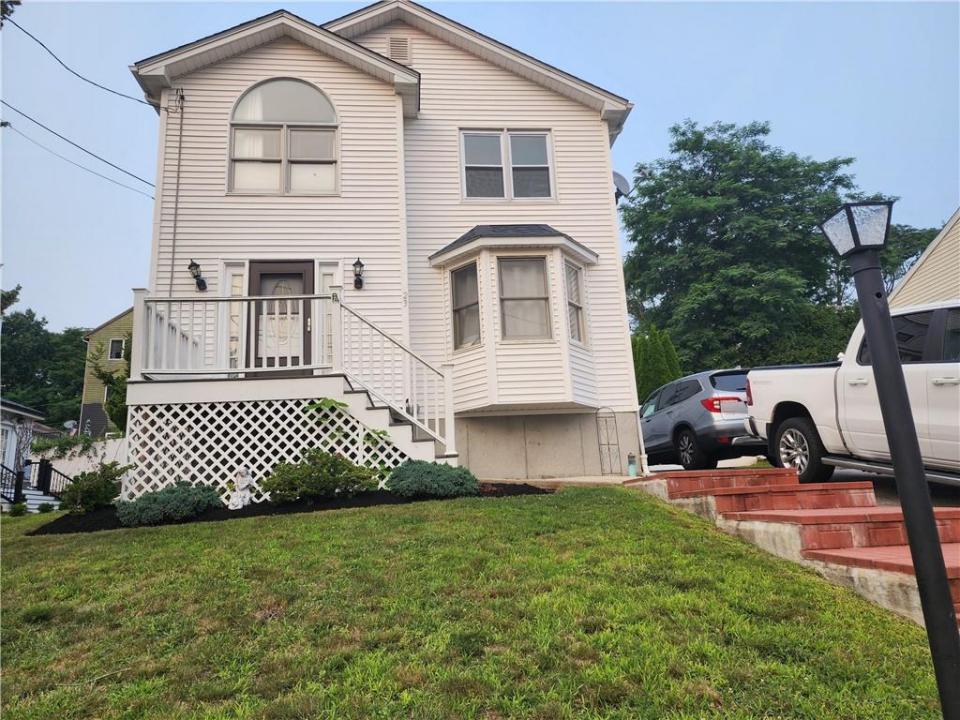 23 Tremont Street, North Providence, Rhode Island 02904