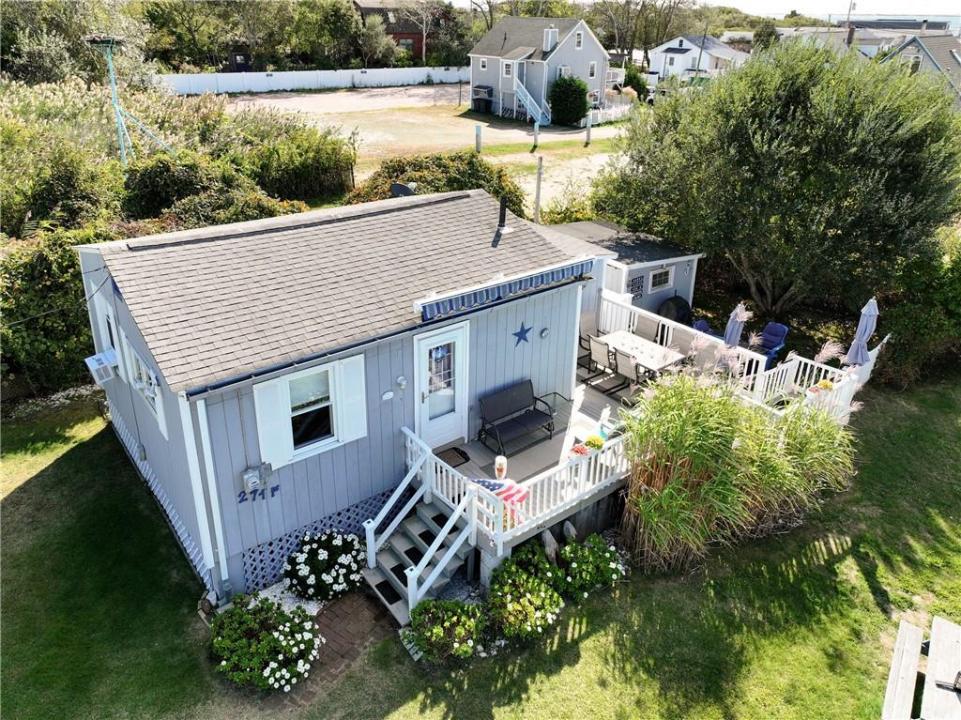 271 Great Island Road, Narragansett, Rhode Island 02882, USA