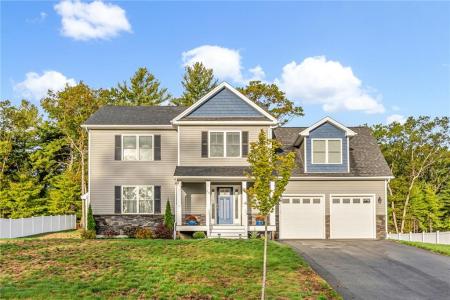 10 Minglewood Drive, Coventry, RI 02816, USA