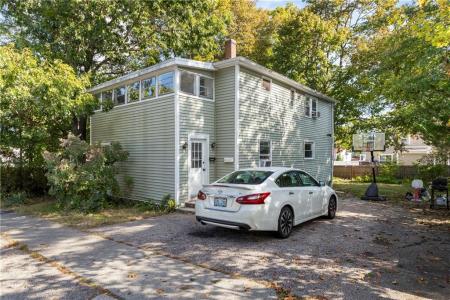 182 Milton Road, Warwick, Rhode Island 02888, États-Unis