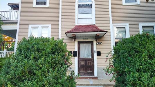 309 Carrington Avenue 2, Woonsocket, Род Айленд 02895, Соединенные Штаты
