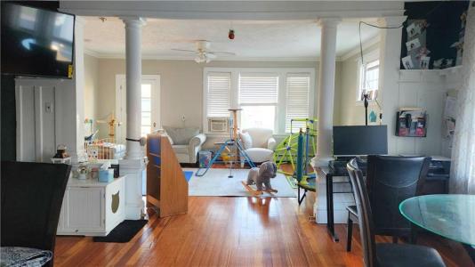 309 Carrington Avenue 2, Woonsocket, Род Айленд 02895, Соединенные Штаты