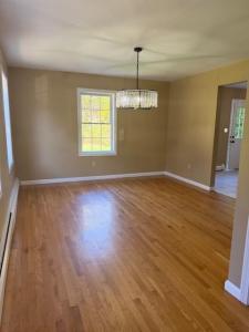 32 Elk Drive, Tiverton, Rhode Island 02878, USA