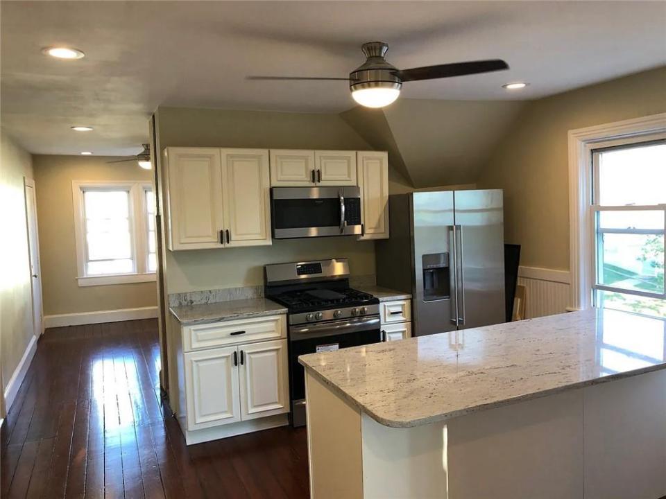 16 Tecumseh Street 3, Providence, رود ايلاند 02906, الولايات المتحدة