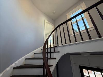 37 Royal Street 2, Providence, רוד איילנד 02906, ארצות הברית של אמריקה