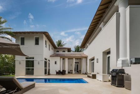 112 Paloma Dr, Coral Gables, פלורידה 33143, ארצות הברית של אמריקה