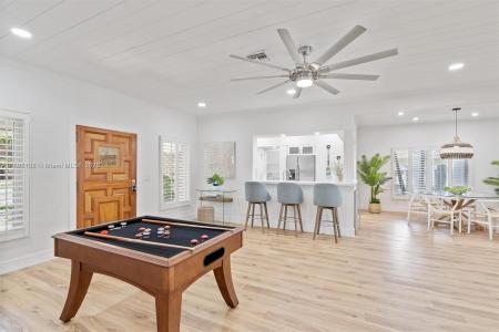 2513 SE 12th St, Pompano Beach, 佛羅里達州 33062, 美國