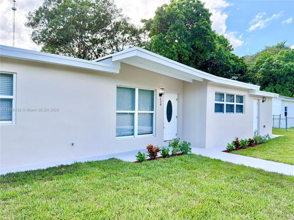 124 Harvard Rd, West Park, Floride 33023, États-Unis