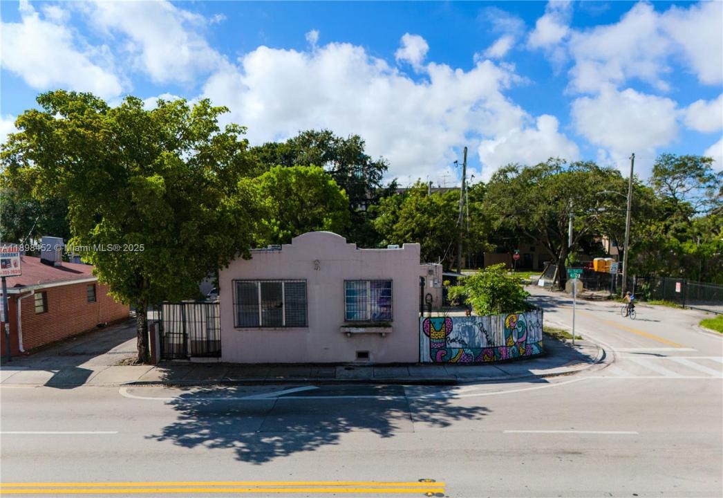 100 NE 54th St, Miami, Flórida 33137, Estados Unidos