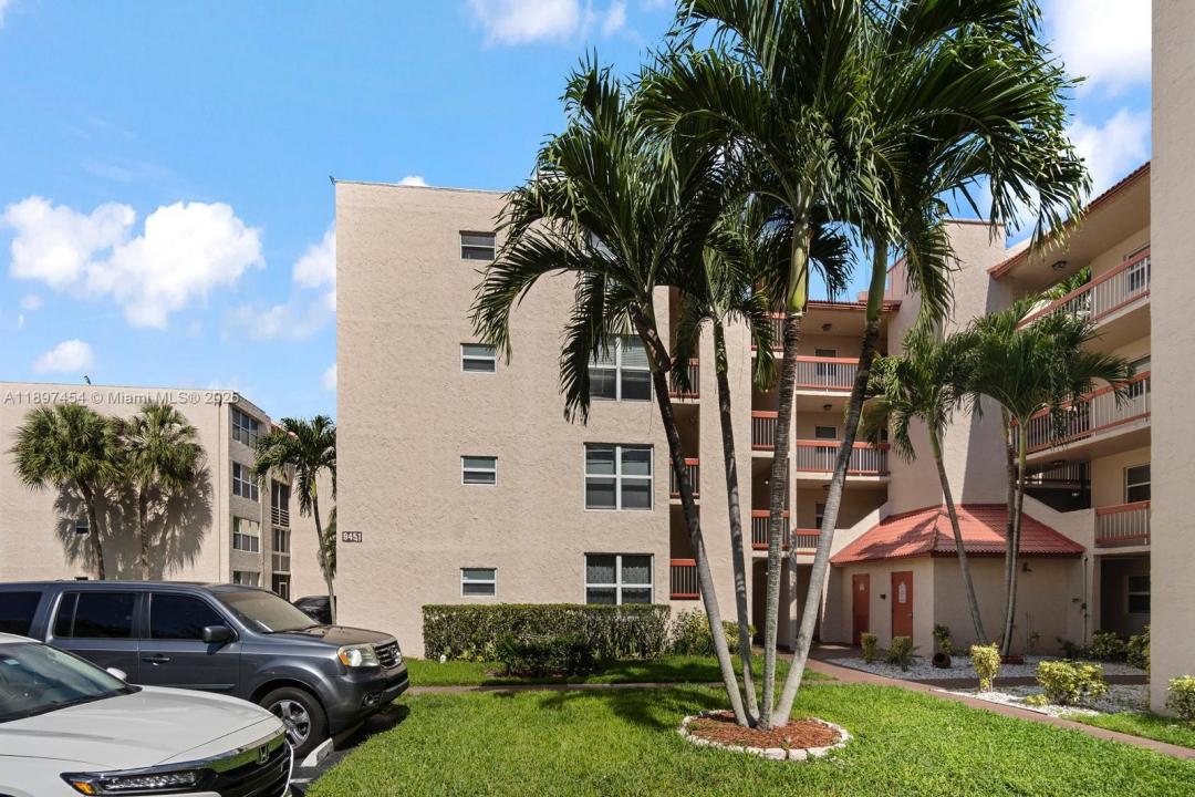 9451 Evergreen Pl 303, Davie, Флорида 33324, Соединенные Штаты