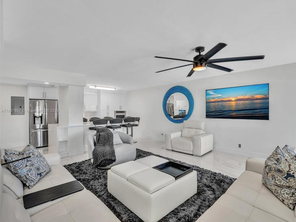 111 N Pompano Beach Blvd 308, Pompano Beach, Flórida 33062, Estados Unidos