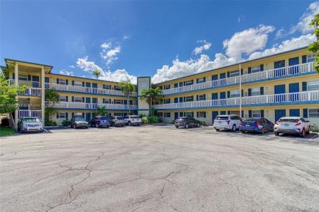 1400 NE 57th Ct 301, Fort Lauderdale, Florida 33334, USA