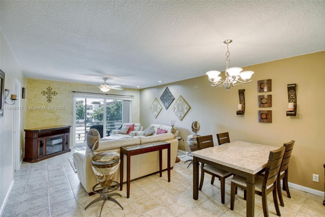 1400 NE 57th Ct 301, Fort Lauderdale, Florida 33334, Estados Unidos