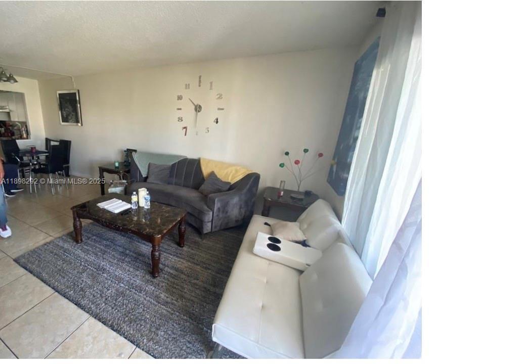 911 NE 209th Ter 202, Miami, 플로리다 33179, 미국